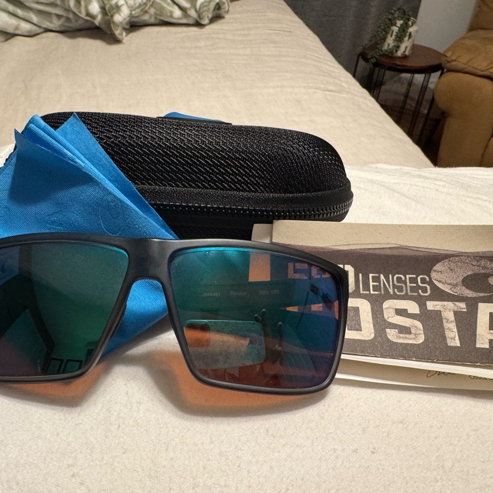 Costa Sunglasses - Green Polarized glass
